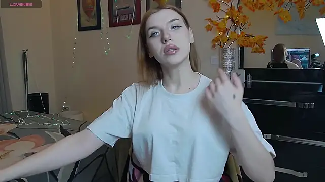 MeganNewCat online show from December 14, 8:24 pm