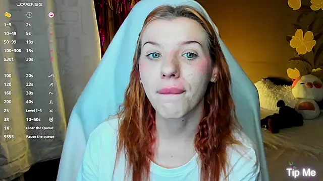 Snapshot of MeganNewCat chatting on July 27, 6:48 pm MeganNewCat online show from July 27, 6:48 pm