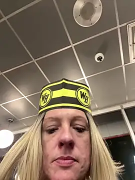 queenkelly1234 online show from February 20, 6:26 am