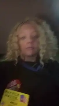 Snapshot of queenkelly1234 chatting on April 19, 7:29 am queenkelly1234 online show from April 19, 7:29 am