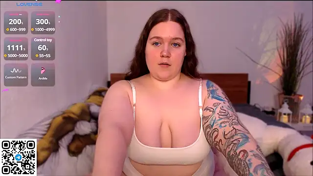 Snapshot of SummerTina chatting on December 24, 4:30 pm SummerTina online show from December 24, 4:30 pm