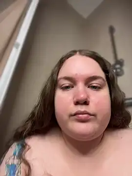 Snapshot of SummerTina chatting on March 15, 9:41 am SummerTina online show from March 15, 9:41 am