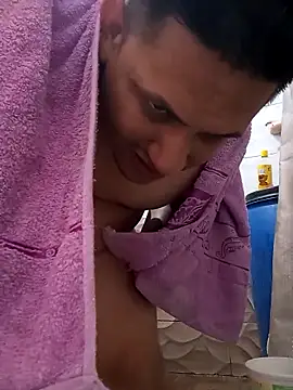 Snapshot of WIlGar1993 chatting on February 20, 9:04 pm WIlGar1993 online show from February 20, 9:04 pm