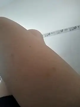 Amanda- ena- online show from December 4, 6:23 am