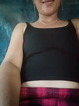 Snapshot of Lyssa-a chatting on June 23, 6:44 am Lyssa-a online show from June 23, 6:44 am