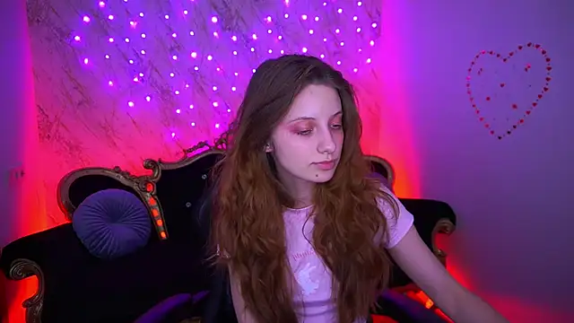 Snapshot of CuteeFoxy chatting on February 26, 2:38 pm CuteeFoxy online show from February 26, 2:38 pm