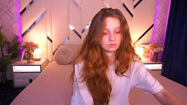 CuteeFoxy online show from May 23, 12:31 pm