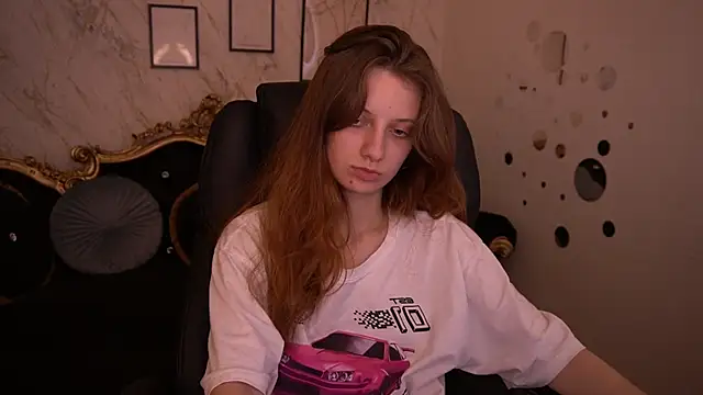 CuteeFoxy online show from May 27, 12:35 pm
