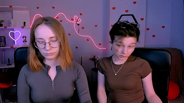 evalora vei online show from March 13, 8:15 pm