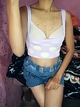 Snapshot of PenningStay chatting on November 14, 8:57 am PenningStay online show from November 14, 8:57 am