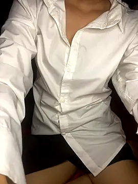 Snapshot of Ruby688 chatting on November 3, 3:52 am Ruby688 online show from November 3, 3:52 am