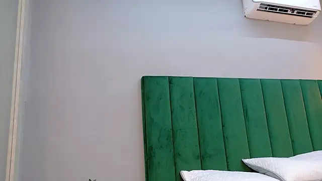 NaughtyHally  online show from June 25, 12:20 pm