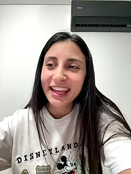 itsmiasofia online show from November 25, 11:05 pm