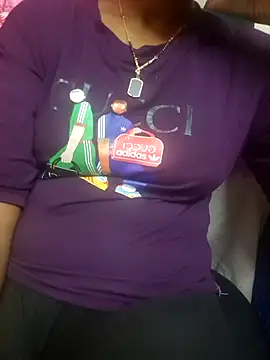 Snapshot of tamil-reena chatting on October 19, 6:58 am tamil-reena online show from October 19, 6:58 am