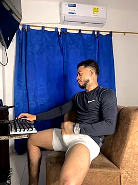 Kylian Alessandro online show from November 26, 11:33 am