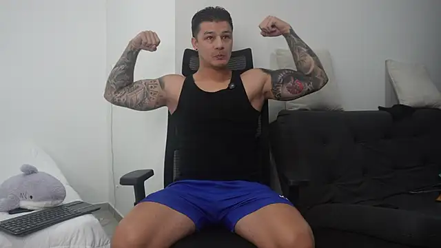 Dominick walker online show from July 2, 2:01 pm
