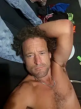 Snapshot of shainnfk chatting on October 15, 4:07 pm shainnfk online show from October 15, 4:07 pm