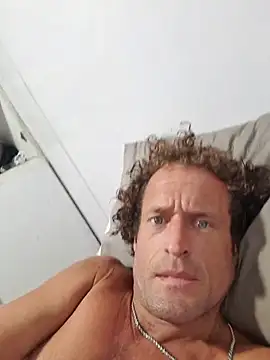 shainnfk online show from January 18, 1:59 pm