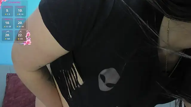 JuliethCruz  online show from March 31, 6:52 pm