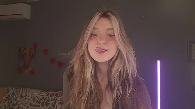 BellaSink online show from April 14, 5:35 am