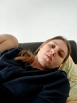 SandyCassie online show from March 7, 10:23 am