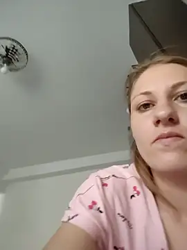 SandyCassie online show from July 11, 7:33 am