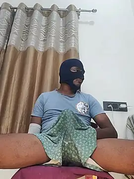 Snapshot of Mysterious_Prince chatting on November 23, 6:19 pm Mysterious Prince online show from November 23, 6:19 pm