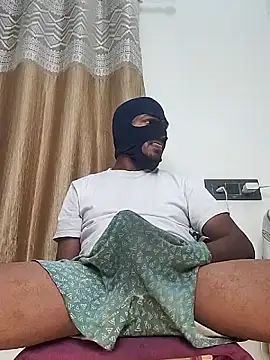 Snapshot of Mysterious_Prince chatting on November 29, 7:17 pm Mysterious Prince online show from November 29, 7:17 pm