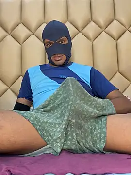 Snapshot of Mysterious_Prince chatting on March 6, 7:10 pm Mysterious Prince online show from March 6, 7:10 pm