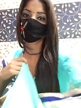 Snapshot of Jyoti-Love-143 chatting on July 10, 4:50 am Jyoti-Love-143 online show from July 10, 4:50 am