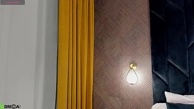 Vanessa River online show from October 17, 1:31 am