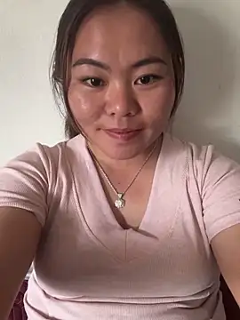 Snapshot of panda-bae chatting on October 27, 6:50 am panda-bae online show from October 27, 6:50 am