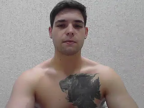Snapshot of Zure-xxx chatting on April 14, 11:22 pm Zure-xxx online show from April 14, 11:22 pm
