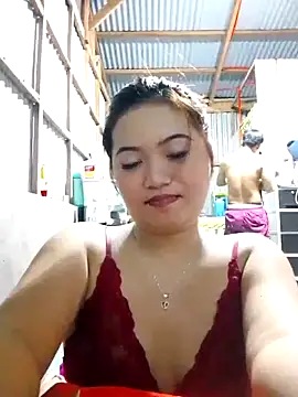 XxxHotCouples4u online show from November 12, 3:23 pm