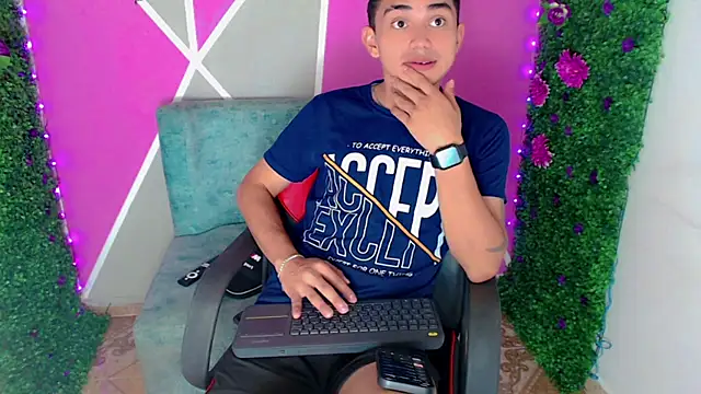 Ruiz2416 online show from October 17, 11:24 am