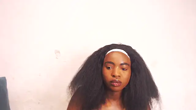 TallEbonyBabe online show from February 8, 4:05 am