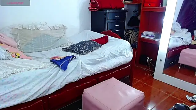 MariamGray1 online show from February 22, 9:35 pm