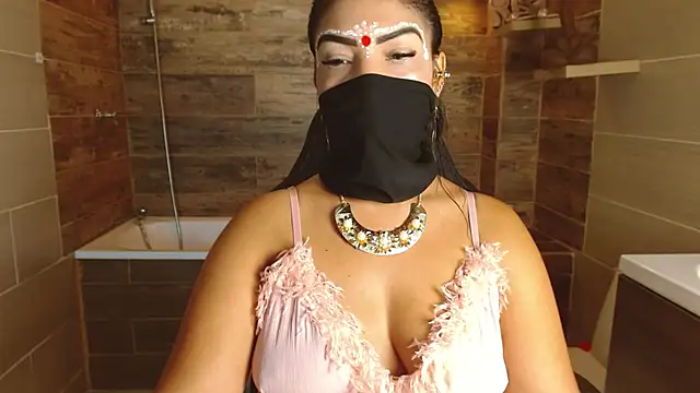 Iniya Parul online show from May 12, 2:47 pm