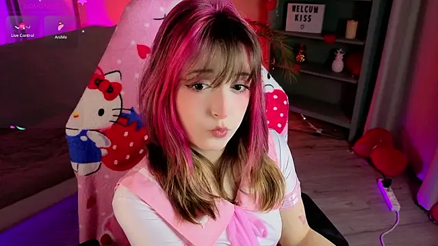 Snapshot of Soffi_Toffi chatting on February 24, 3:10 pm Soffi Toffi online show from February 24, 3:10 pm