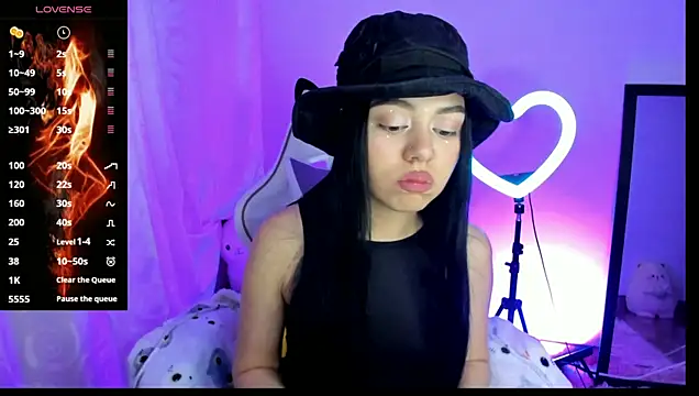 Snapshot of Midori_rosse chatting on April 24, 4:37 am Midori rosse online show from April 24, 4:37 am