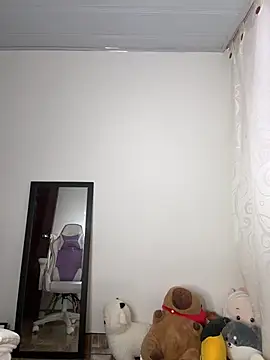 Snapshot of Midori_rosse chatting on May 27, 9:34 pm Midori rosse online show from May 27, 9:34 pm
