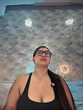 lilithst  online show from July 11, 7:38 pm