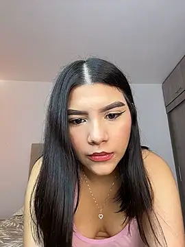 Snapshot of Julietalcl chatting on April 13, 8:47 pm Julietalcl online show from April 13, 8:47 pm