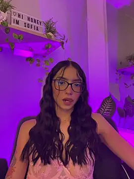 Snapshot of Im_sofiaaa chatting on April 23, 12:45 am Im sofiaaa online show from April 23, 12:45 am