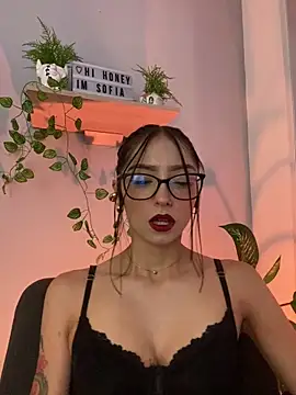 Snapshot of Im_sofiaaa chatting on May 2, 2:38 am Im sofiaaa online show from May 2, 2:38 am