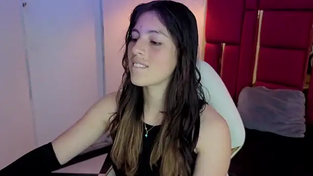 moon winy online show from February 7, 11:58 am