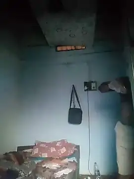 Snapshot of nikhil110911 chatting on October 16, 1:06 am nikhil110911 online show from October 16, 1:06 am