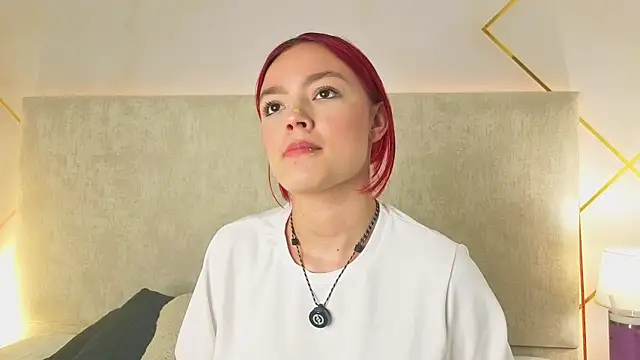 Snapshot of Martinaa_Garcia chatting on July 10, 7:49 pm Martinaa Garcia online show from July 10, 7:49 pm
