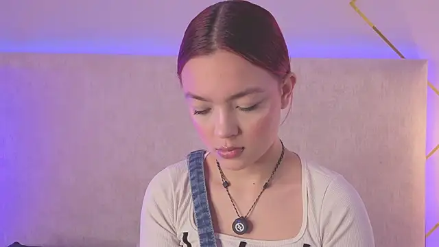 Snapshot of Martinaa_Garcia chatting on July 16, 7:42 pm Martinaa Garcia online show from July 16, 7:42 pm