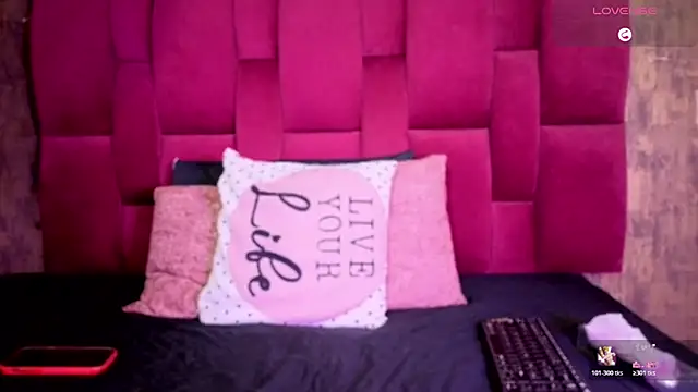 camila  bouzas online show from February 20, 12:05 pm